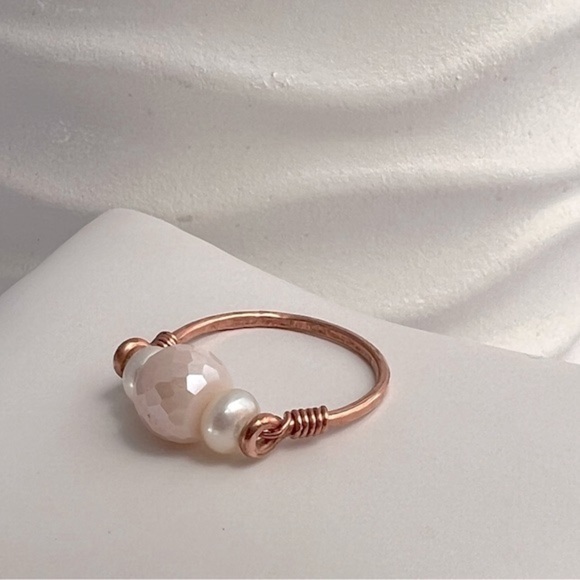 Freshwater Pearls & Pink Glass Beaded Copper Ring - Picture 7 of 15